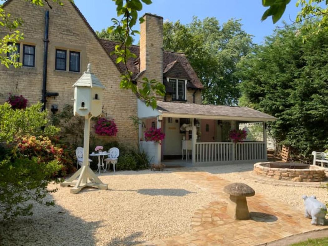 Piglet Lodge Pebworth Zewnętrze zdjęcie