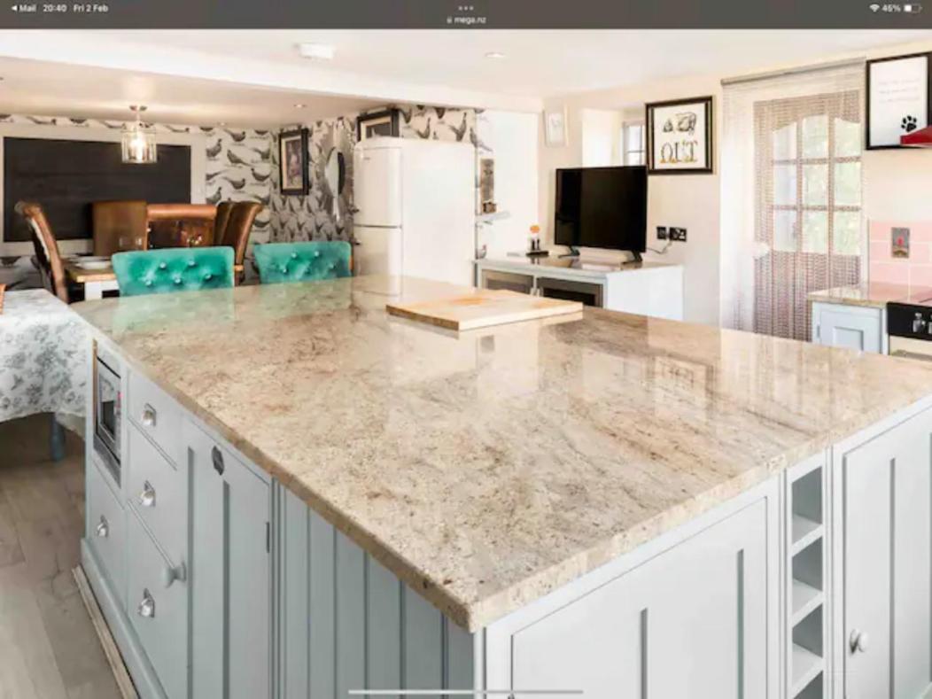 Piglet Lodge Pebworth Zewnętrze zdjęcie