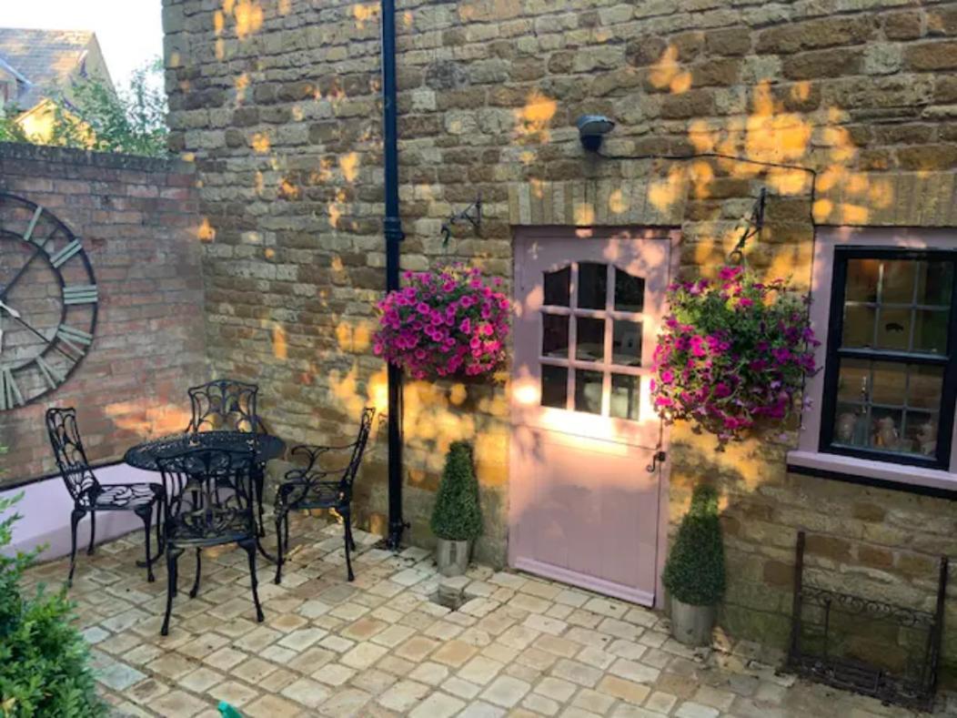 Piglet Lodge Pebworth Zewnętrze zdjęcie